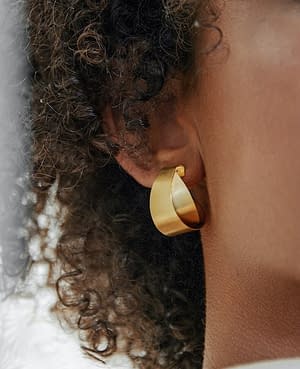 archi curve creole earrings